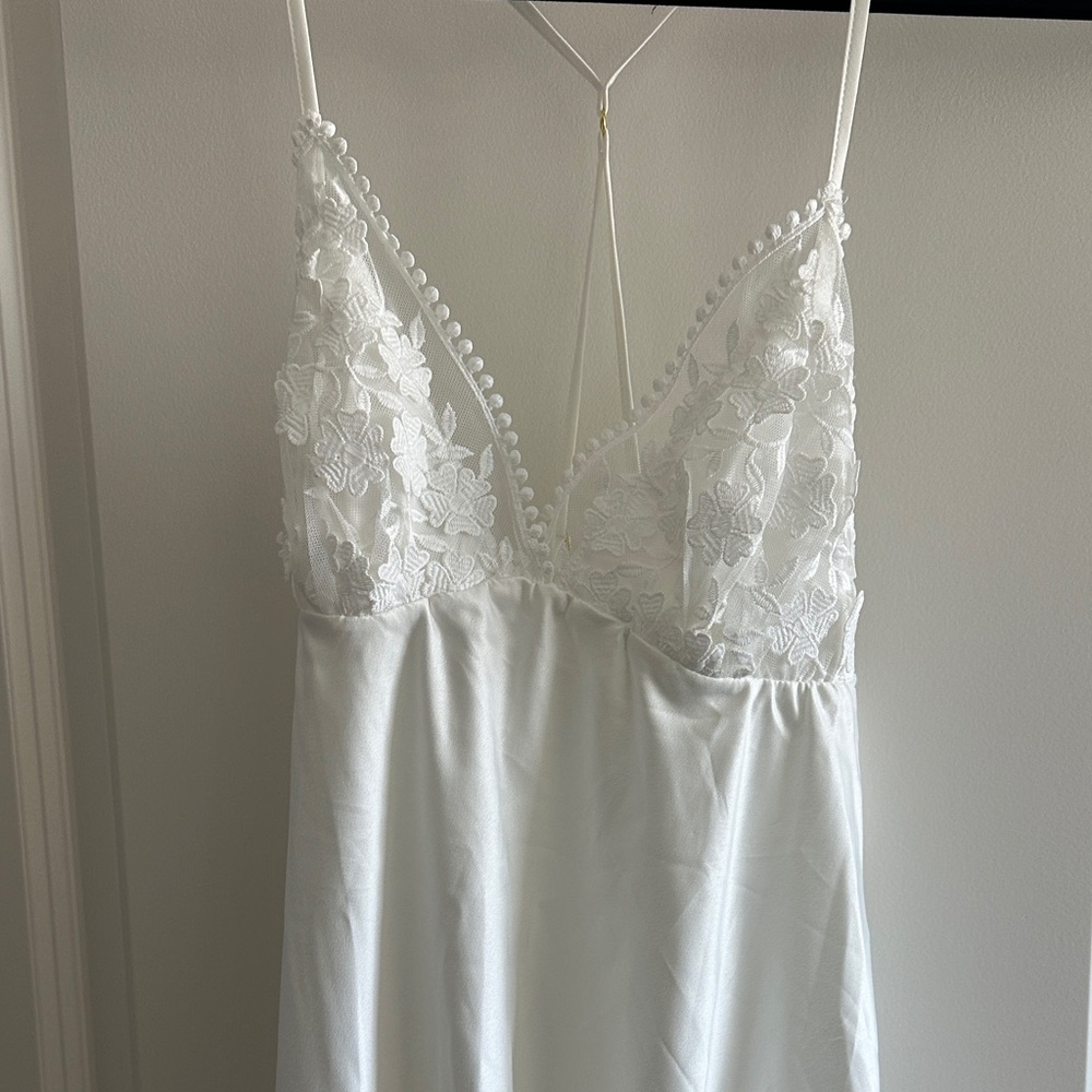 White Lace Chemise